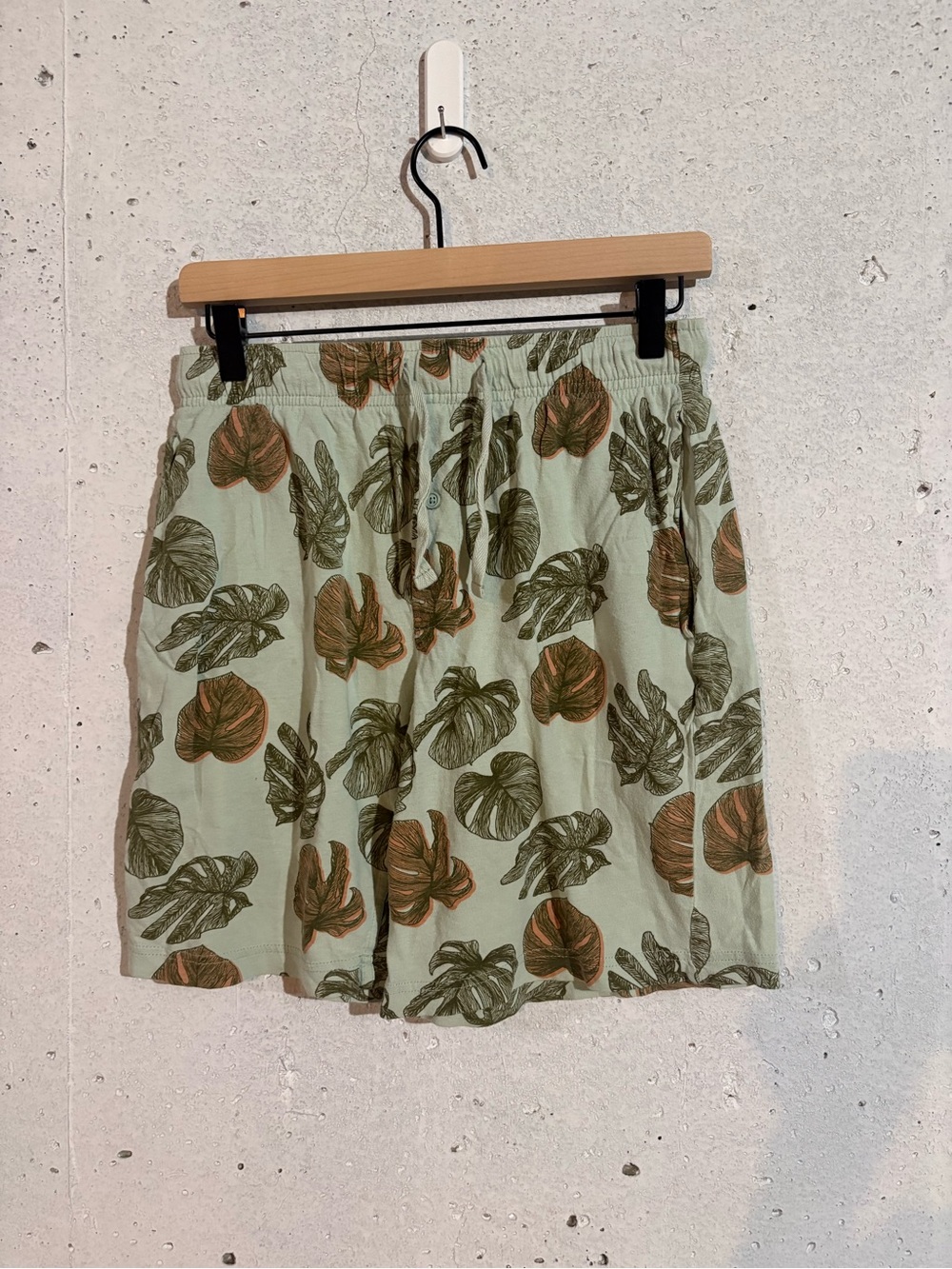 Goodfellow & Co Hawaiian Print Shorts | Size: Small